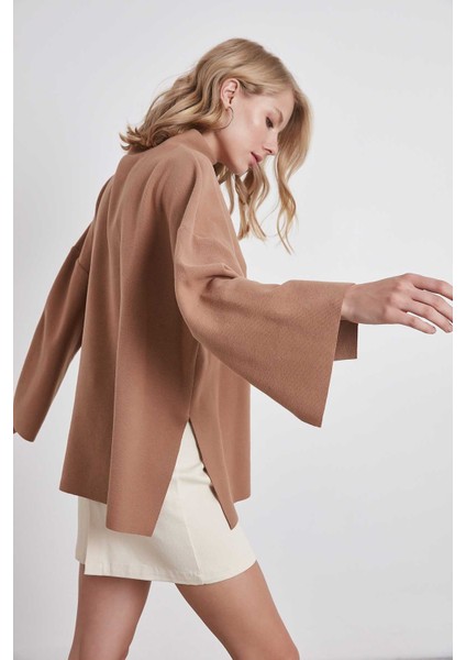 Düşük Kol Yakalı Yanlar Yırtmaçlı Örme Oversize Bluz fırsatları