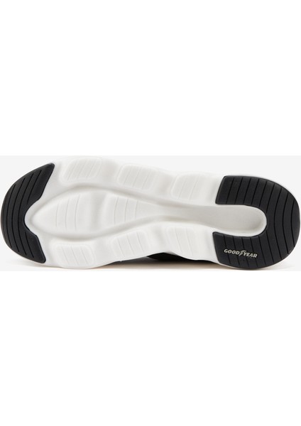 GO RUN SWİRL TECH Kadın Siyah Koşu Ayakkabısı - 128791 BKW fırsatları