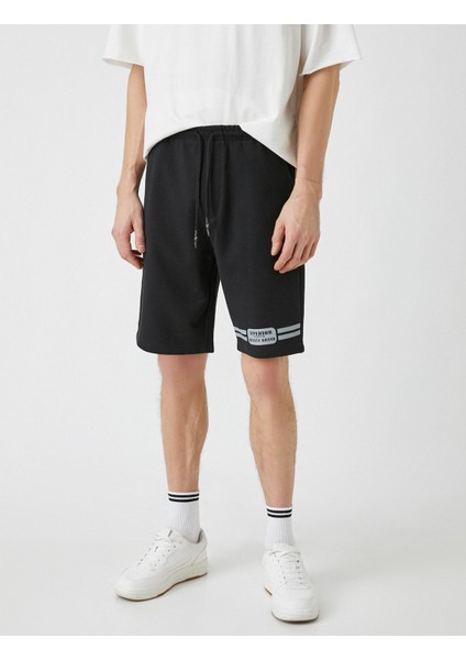 Erkek Slim Fit Baskılı Şort