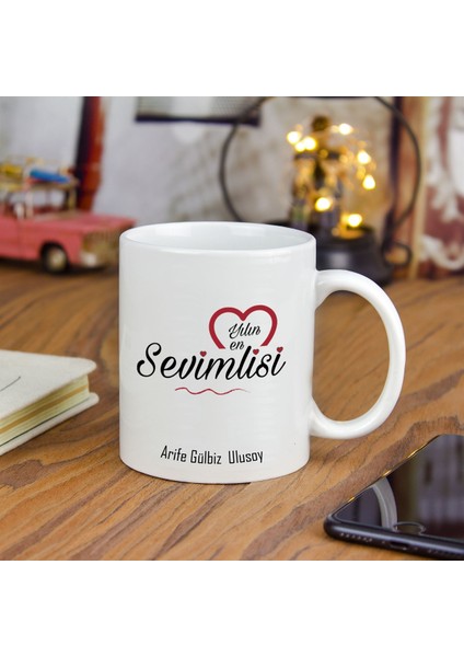 Isme Özel yılın En Sevimlisi Temalı kupa Bardak fiyatları