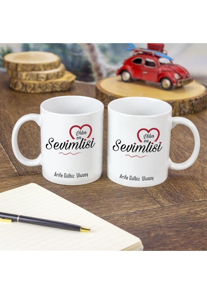 Isme Özel yılın En Sevimlisi Temalı kupa Bardak modelleri