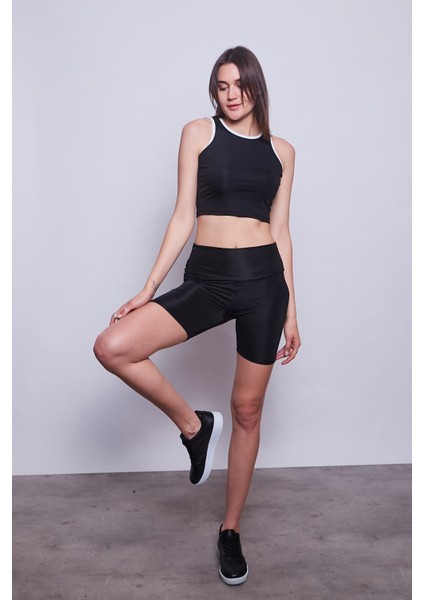 Kadın Yüksek Bel Toparlayıcı Kısa Biker Diz Üstü Şort Tayt-Siyah