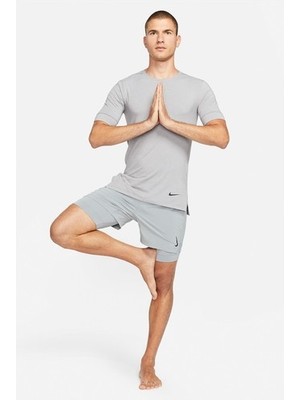 Nike Dri-Fıt Erkek Yoga Antrenman Üstü CN9822-056