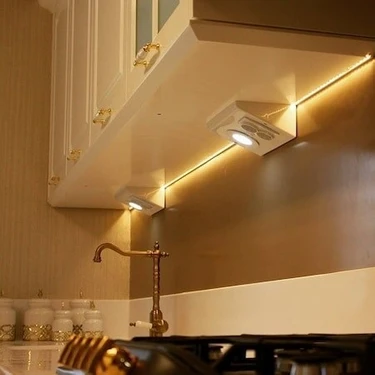 Teknoloji Elektrik *tezgah Altı Ikili Priz (Beyaz Işık ) LED Lambalı