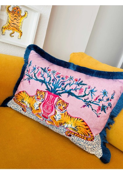 Dekoratif Kaplan Desenli Kırlent - Suluboya Pembe Kadife Yastık Kılıfı fiyatları