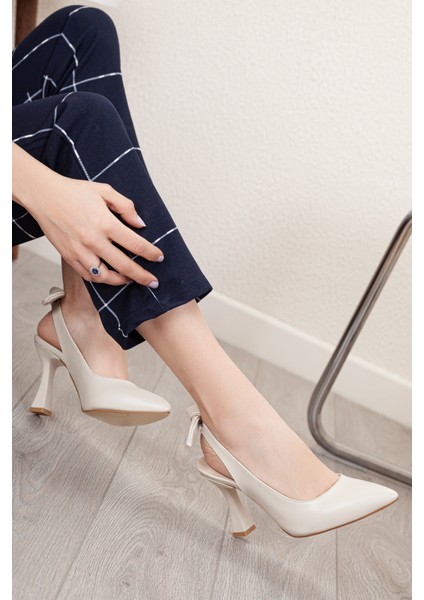 Kadın Stileto Fiyonk Detaylı Orta Topuk 1.Kalite İthal Malzeme Rahat Ayakkabı fiyatları