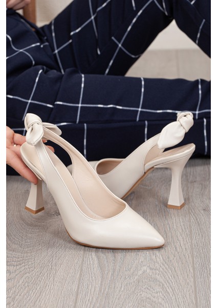 Kadın Stileto Fiyonk Detaylı Orta Topuk 1.Kalite İthal Malzeme Rahat Ayakkabı modelleri