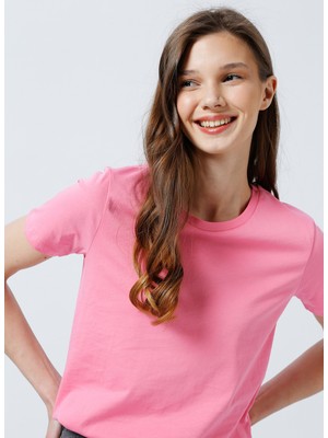 Fabrika Tengiz Bisiklet Yaka Basic Düz Açık Pembe Kadın T-Shirt