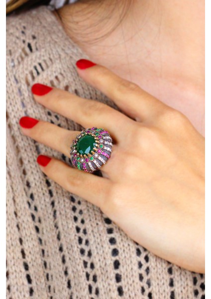 Zümrüt Taşlı Zirkon Süsleme Otantik Gümüş Yüzük