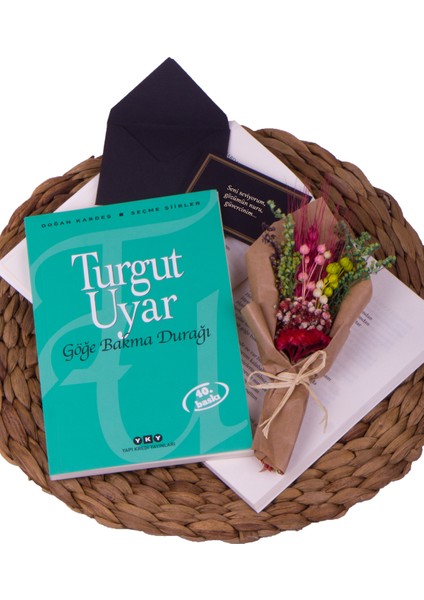 Sevgiliye Şiir Kitabı ve Çiçek Buketi Hediye Seti
