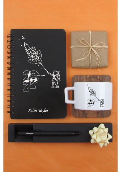 Yılbaşına Özel Uzay Roketi Tasarımlı Hediye Seti fiyatları