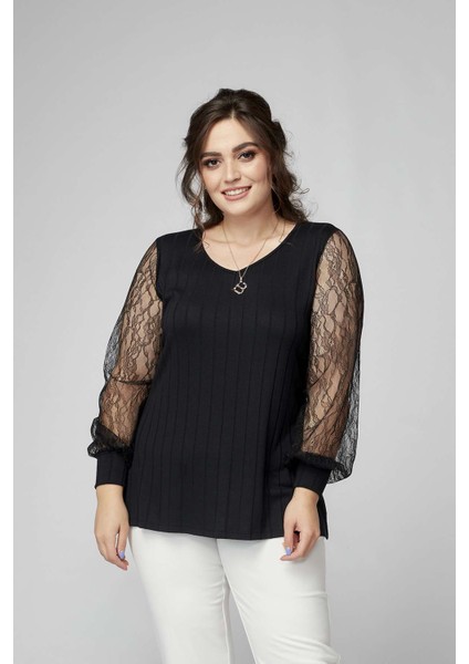 1952 Siyah Kolu Dantelli Şık Esnek Büyük Beden Triko Bluz fiyatları