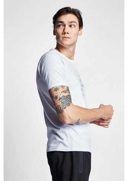 Beyaz Erkek Kısa Kollu T-Shirt 22B-1123 modelleri