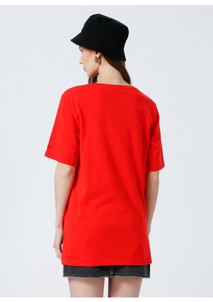 V Yaka Düz Kırmızı Kadın T-Shirt TALITA modelleri