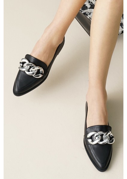 Gianna Siyah Renk Zincir Aksesuarlı Kadın Loafer Günlük Düz Ayakkabı