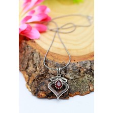 Midyat Nurtaş Gümüş Yakut Taşlı Damla Model Telkari Gümüş Kolye 201020478