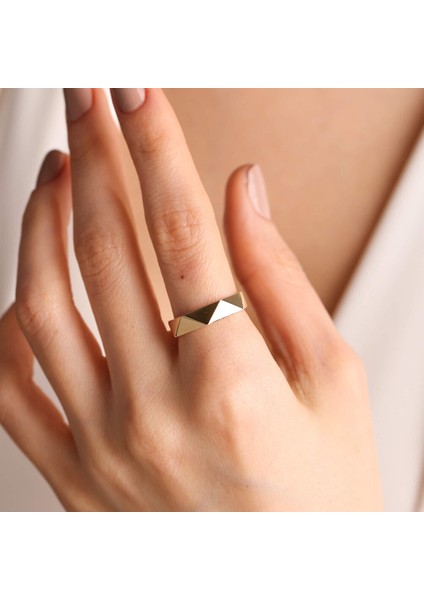 Altın Pyramid Yüzük 14K