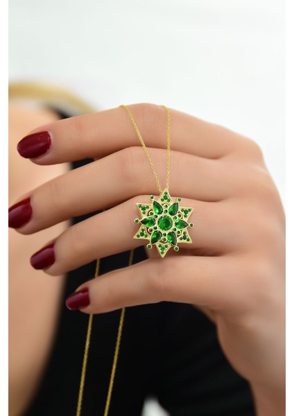 925 Ayar Gümüş Altın Kaplama Zümrüt Yeşili Yıldız Kartanesi Kolye