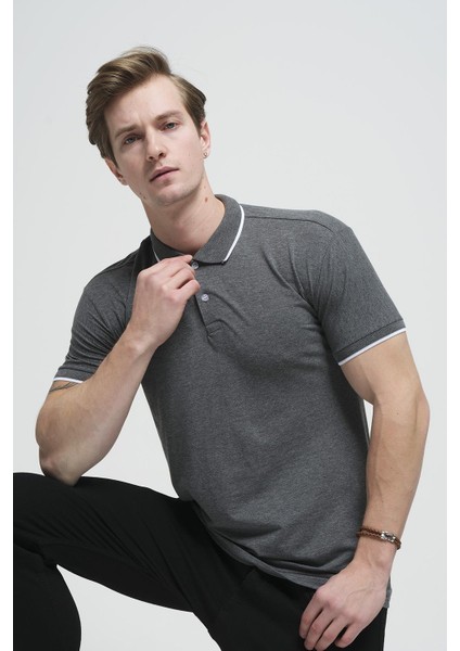 Colton Yakası Biyeli Likralı Slim Fit Erkek Polo Yaka Tshirt