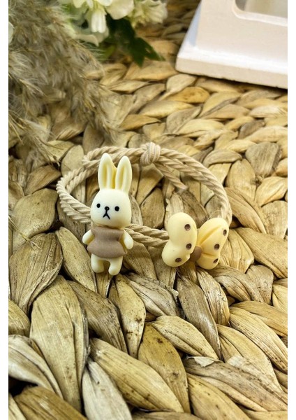 Tekli Tavşan Figürlü Lastik Toka Krem SBT180