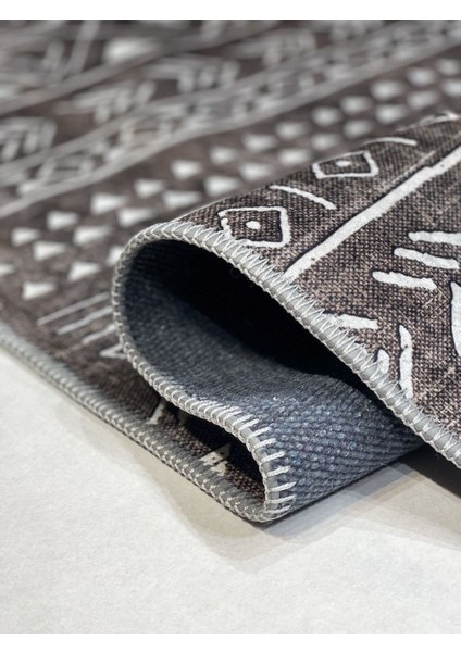 Iskandinav Kilim Desenli Halı, Dokuma Taban Dekoratif Şönil Halı