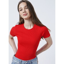 Fabrika Bisiklet Yaka Fitilli Kırmızı Kadın T-Shirt TEO