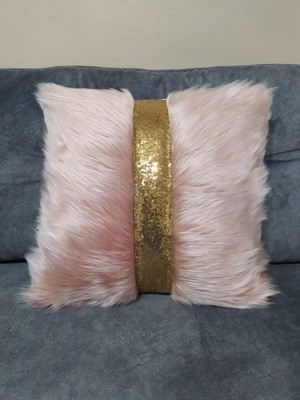 Yılmaz Home Peluş Şeritli Kırlent Kılıfı - (Pudra Peluş-Gold Şeritli)