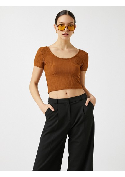 Kadın U Yaka Kısa Kollu Tişört fiyatları