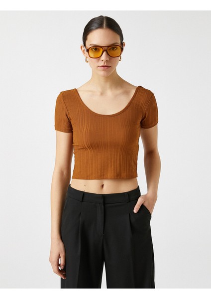 Kadın U Yaka Kısa Kollu Tişört modelleri