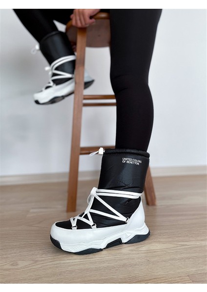 Benetton BN-30392 Siyah Beyaz Kar Botu modelleri