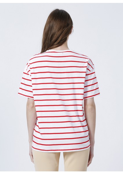 Bisiklet Yaka Basic Kırmızı - Beyaz Kadın T-Shirt - K-MELISSA fırsatları