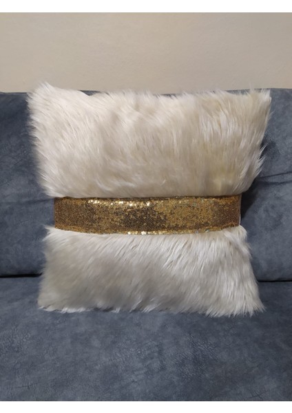 Peluş Şeritli Kırlent Kılıfı - (Kemik Peluş-Gold Şeritli)