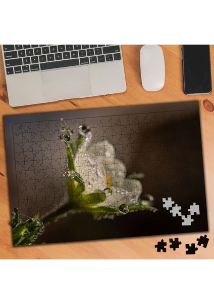 Su Damlacıklı Çiçek 240 Parça Puzzle YAPBOZ-340255