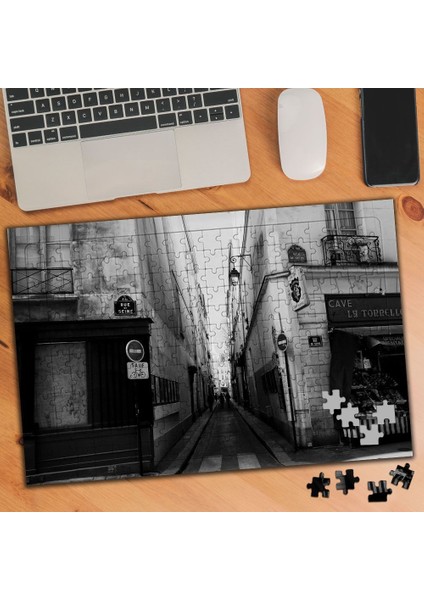 Siyah-Beyaz Paris Sokakları 240 Parça Puzzle YAPBOZ-55555