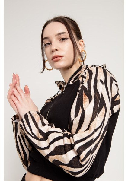 Zebra Desenli Siyah Kadın Sweatshirt
