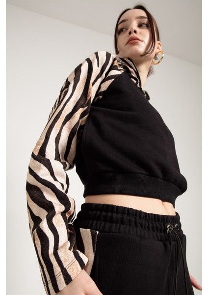 Zebra Desenli Siyah Kadın Sweatshirt