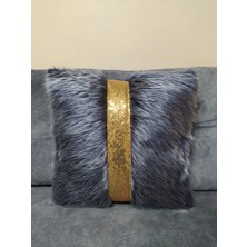 Yılmaz Home Peluş Şeritli Kırlent Kılıfı - (Lacivert Peluş-Gold Şeritli)