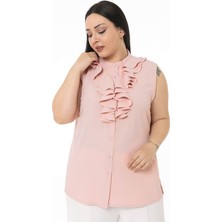 Disentis Modest Büyük Beden Yakası Iki Kat Volanlı Düğmeli Kolsuz Pudra Rengi Gömlek