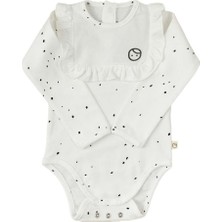 Uzun Kollu Fırfırlı Ayarlanabilir Çıtçıtlı Zıbın Cosmos Beyaz Organik Pamuk