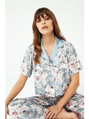 Gri Saten Çiçek Desenli Gömlek Pijama Takımı 3372