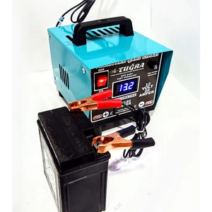 12 Volt 20 Amper Dijital Göstergeli Akü Şarj Cihazı 180 Ampere Kadar Şarj