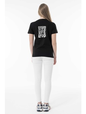 Phinzy Live Life Loud! Sırt Baskılı Kadın Siyah Slim Fit Regular T-Shirt