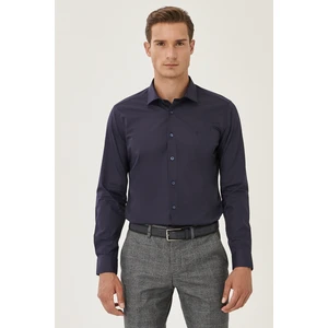 AC&Co / Altınyıldız Classics Erkek Koyu Lacivert Ütülemesi Kolay Slim Fit Dar Kesim Klasik Yaka Pamuklu Gömlek