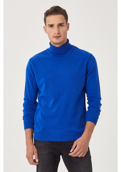 ALTINYILDIZ CLASSICS Erkek Saks Mavi Standart Fit Normal Kesim Tüylenme Yapmayan Tam Balıkçı Yaka Triko Kazak