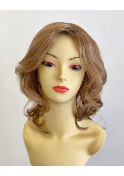 Açık Kumral Modern Kesim Doğal Fiber Sentetik Peruk Saç Modeli