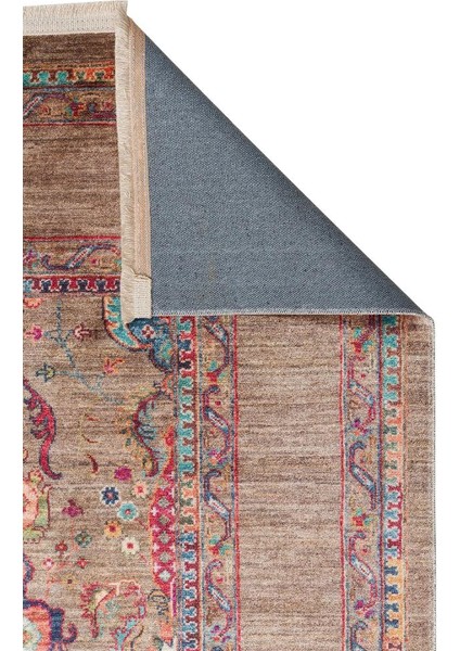 Antıque Atk 07 Kolay Kullanımlı Kaymaz Karabağ ve Antik Desenlere Sahip Yıkanabilir Makine Halısı modelleri