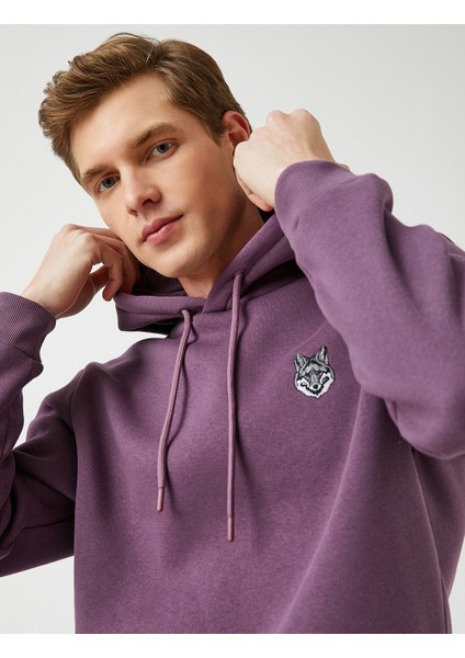 Kurt Işlemeli Kapşonlu Sweatshirt