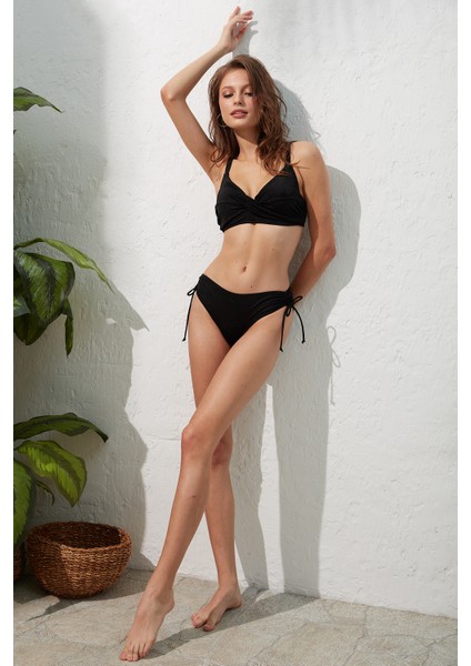 Sole Kaplı Toparlayıcı Balenli Bikini Siyah 221217 modelleri