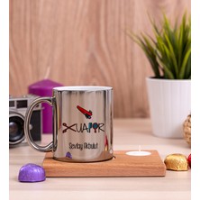 Hediye Dükkanı Kişiye Özel  Bayan Kuaförü Ahşap Altlıklı Mumlu Silver Kupa Bardak