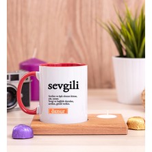 Hediye Dükkanı Kişiye Özel  Sevgili Kelime Anlamı Ahşap Altlıklı Mumlu Kırmızı Kupa Bardak